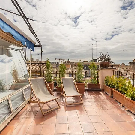 Pantheon With Terrace Апартаменты Рим